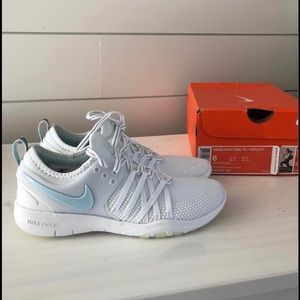 Women’s Nike Free Shoes